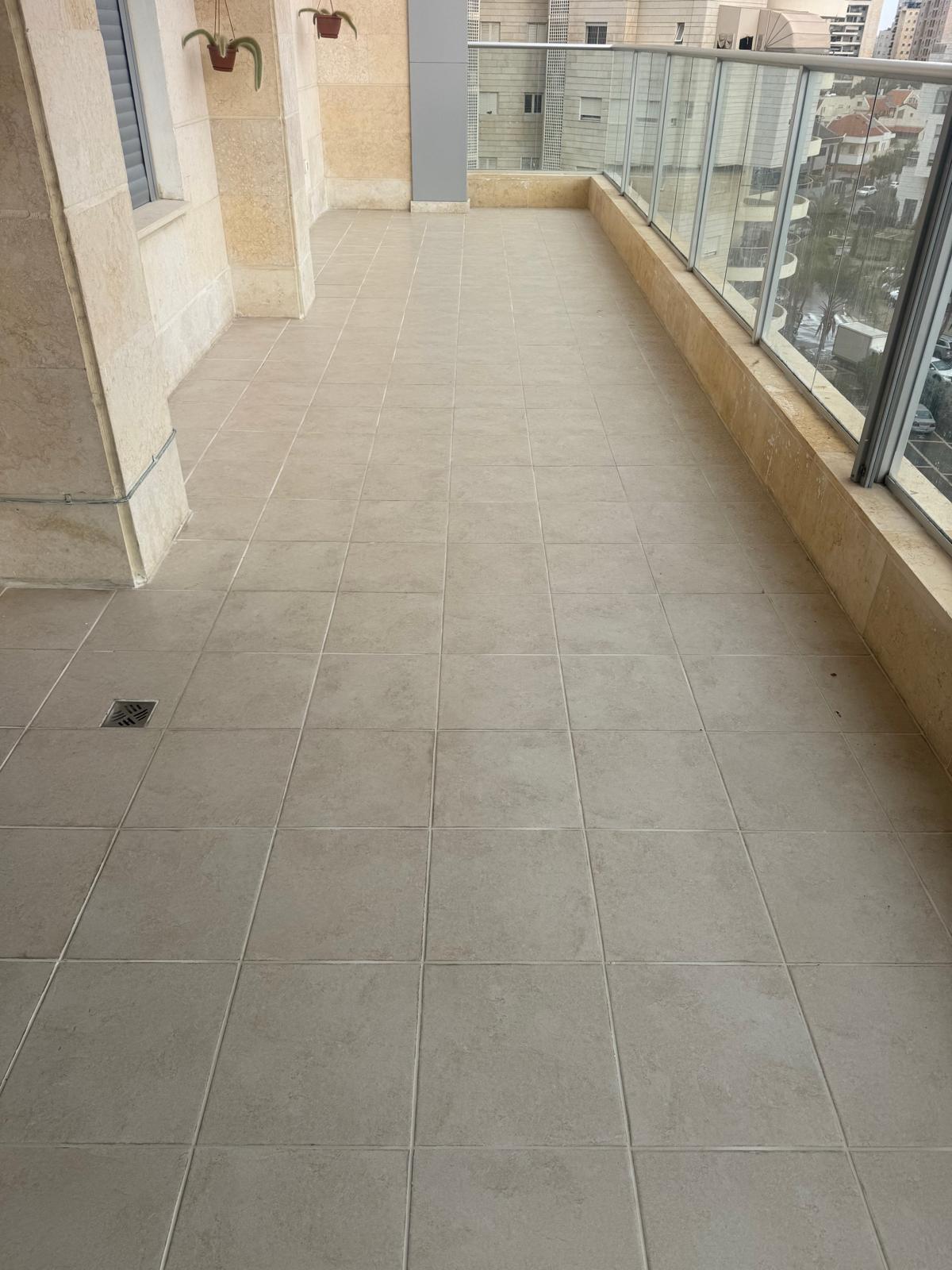 מרפסת שנאטמה בסקרמו טרצה של ווינקלר