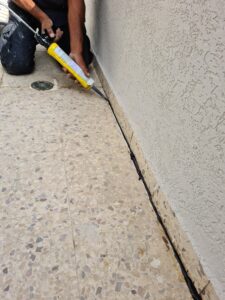 ווינגום רפיד עם ארג שריון ווינטכנו מט על מרפסת מרוצפת טרצו